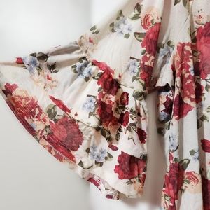Sheer Floral Blouse w/Bell Flaired Sleeves 3XL
